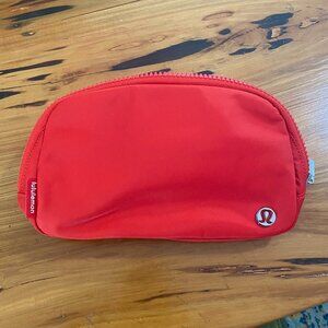 Lululemon Everywhere Red Belt Bag 1L Water-Repellent Mini Crossbody Purse